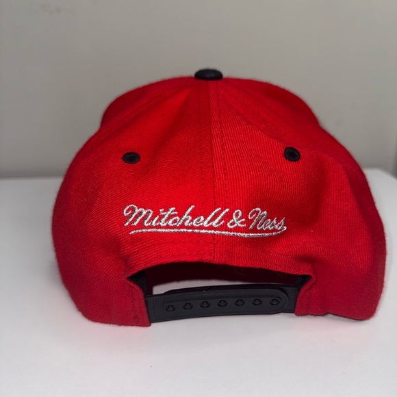 Mitchell & Ness x Bait Red Snapback Hat – Bold “B” Logo – Adjustable - Picture 4 of 9